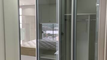 1 quarto