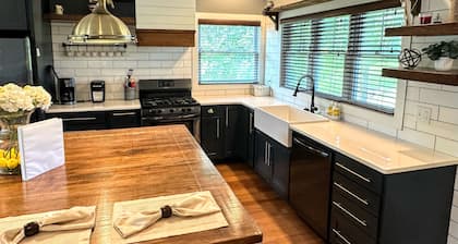Secluded home near Patoka Lake & French Lick. Nature Lover's Dream