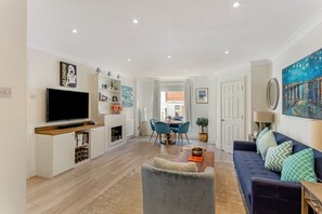 Smart TV - Best location for City sightseeing, 2 bed 2 bathroom Flat in the middle of town. (London)