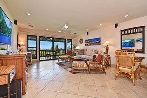 Condo, 1 très grand lit et 1 canapé-lit (Kaanapali Plantation 8) | Aire de séjour