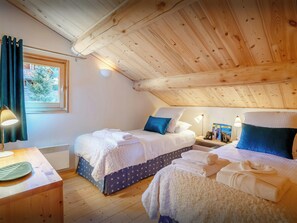 4 camere, ferro/asse da stiro, Wi-Fi, lenzuola