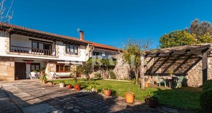 Casa Paco - country house with garden in Caranceja (Reocín, Cantabria)
