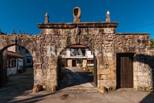 Casa Paco - country house with garden in Caranceja (Reocín, Cantabria)