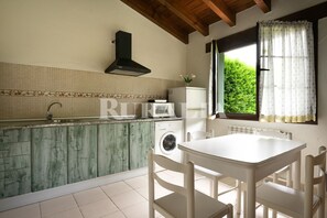 Dining - Apartamento con Piscina Cerca de Llanes- Pdra001r (Quintana (Posada Llanes))