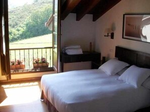 5 Schlafzimmer, Bügeleisen/Bügelbrett, Bettwäsche