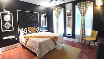 4 bedrooms, iron/ironing board, free WiFi, bed sheets