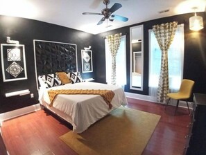 4 chambres, fer et planche à repasser, Wi-Fi gratuit, draps fournis