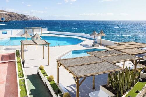 Home2Book Relax Caletillas, Terrace & Pool