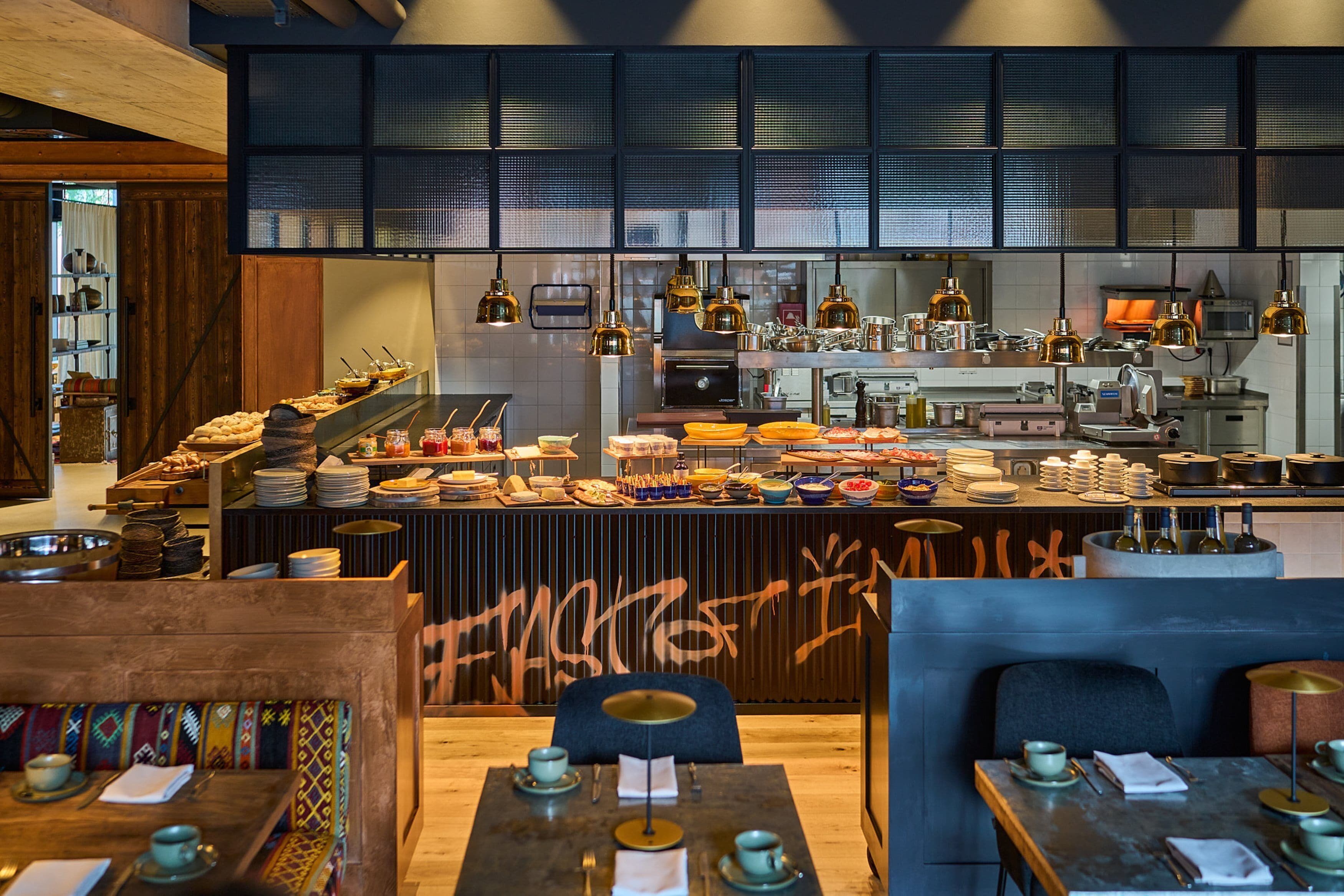 daily buffet breakfast (eur 29 per person)