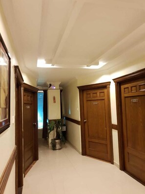 内部エントランス