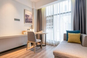 Unclassified image, 3 of 53, button - Ji Hotel (Xiamen)