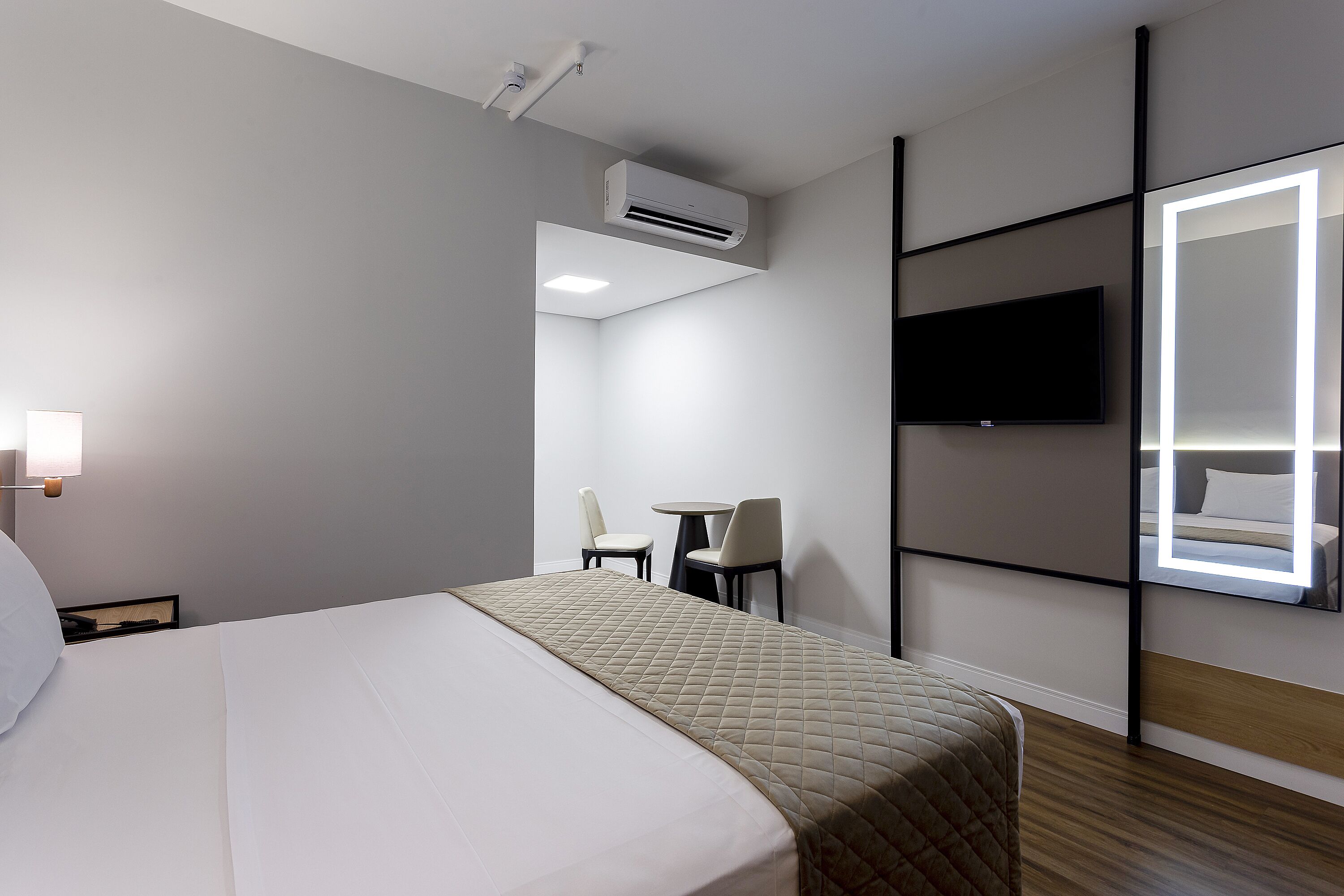 superior room | minibar, in-room safe, desk, laptop workspace