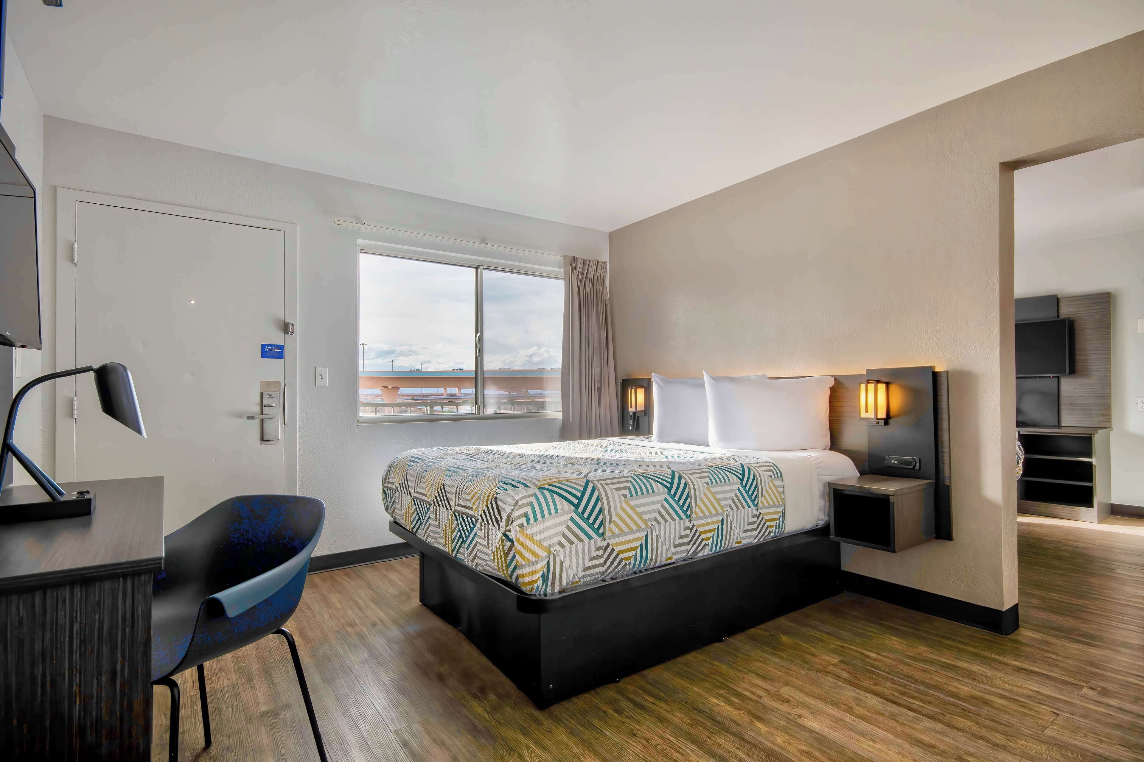 スームルーム Studio 6 Albuquerque, NM – Midtown Reviews, Deals & Photos 2025