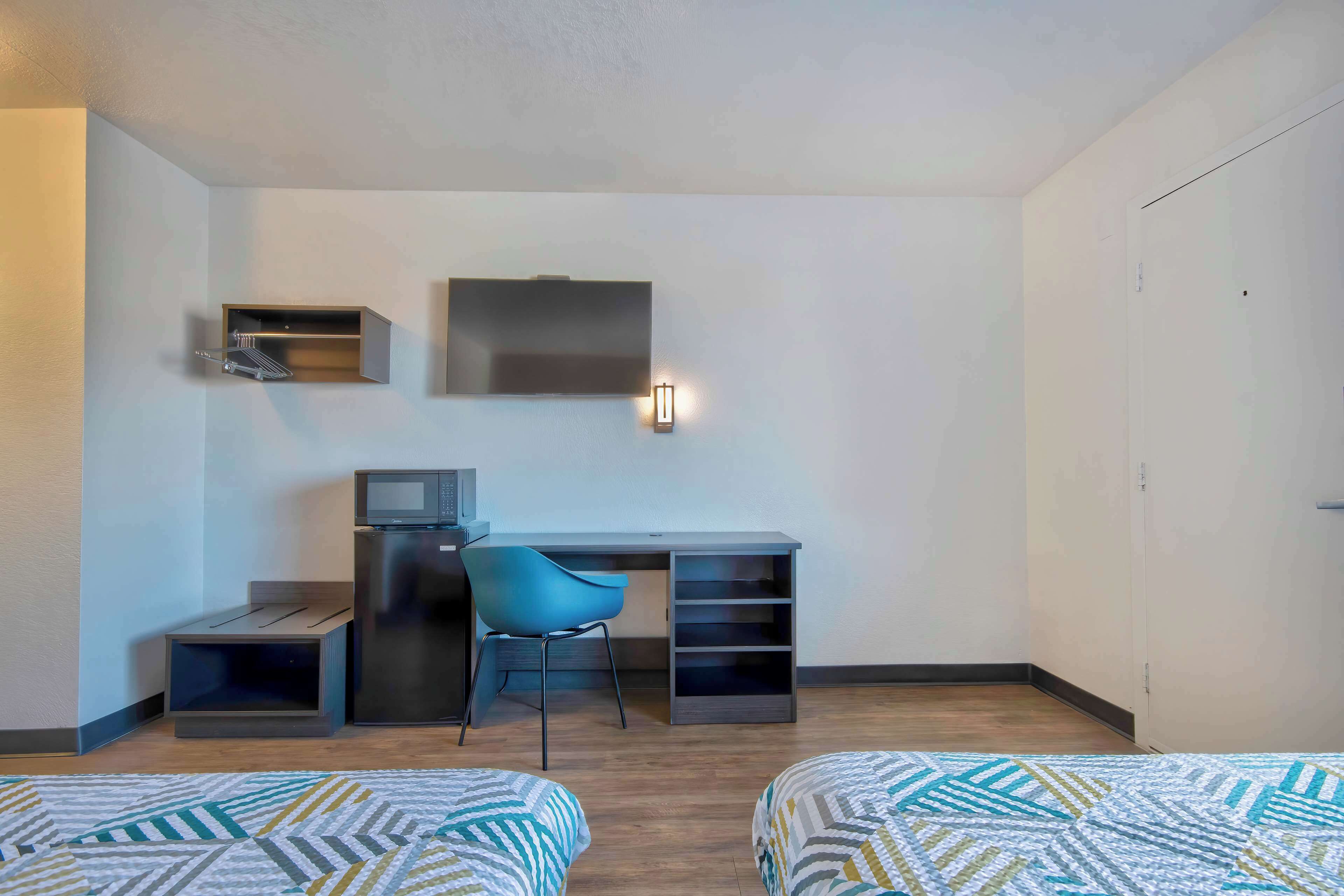 Desk, laptop workspace, blackout drapes, free WiFi