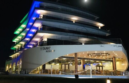 Titanic Resort Faisalabad