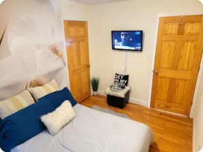 2 sovrum och sängkläder