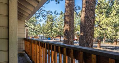 New Listing Updated 1 Bed and Loft 2 Full Bath La Residence IV N7 Sleeps 4 and Steps to Free Shuttle