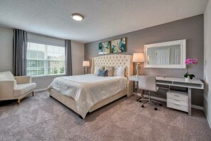 4 室のベッドルーム、アイロン / アイロン台、WiFi、ベッドシーツ