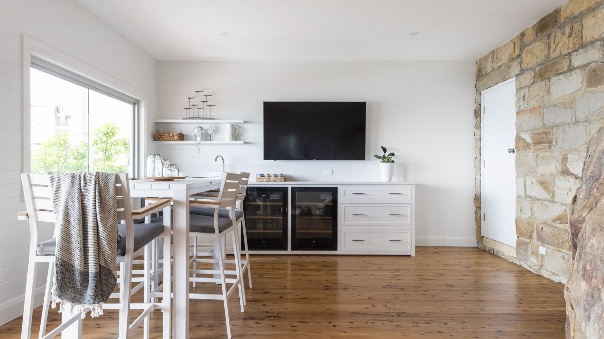 FEATHER TOP by Palm Beach Holiday Rentals — image 14