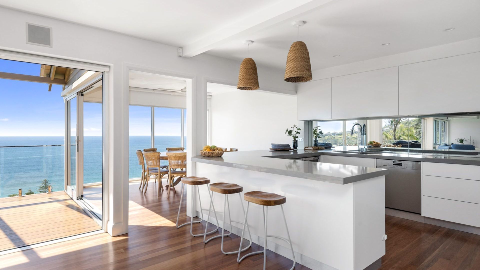 FEATHER TOP by Palm Beach Holiday Rentals — image 9