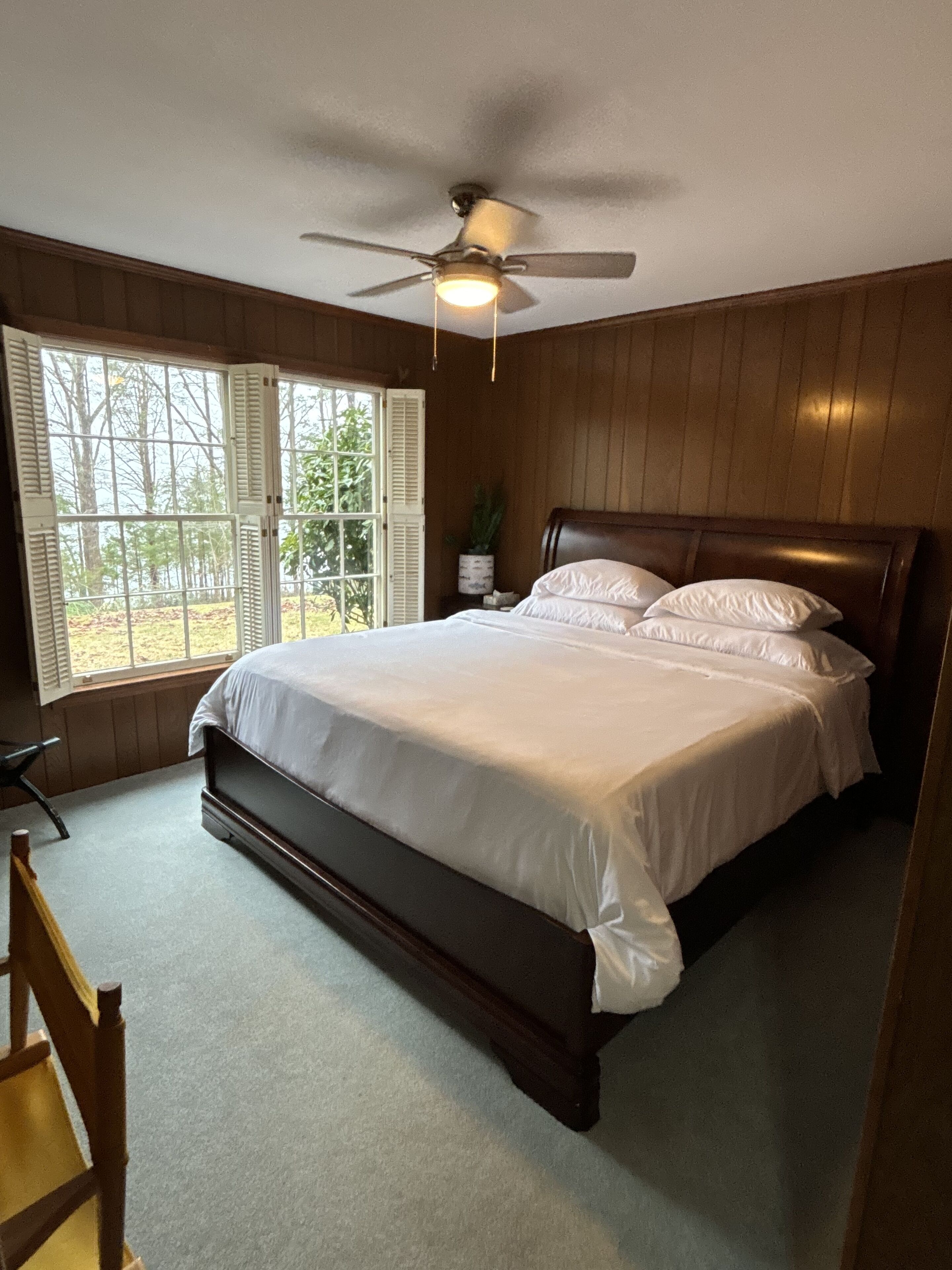 4 多间卧室、熨斗/熨衣板、免费 WiFi、床单