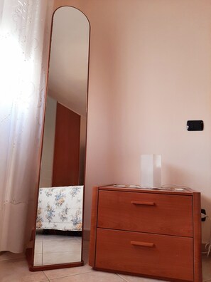 1 Schlafzimmer, Bügeleisen/Bügelbrett, kostenloses WLAN, Bettwäsche