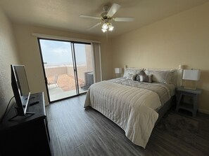 2 chambres, bureau, fer et planche à repasser, Wi-Fi gratuit