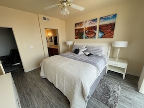 2 bedrooms, desk, iron/ironing board, free WiFi