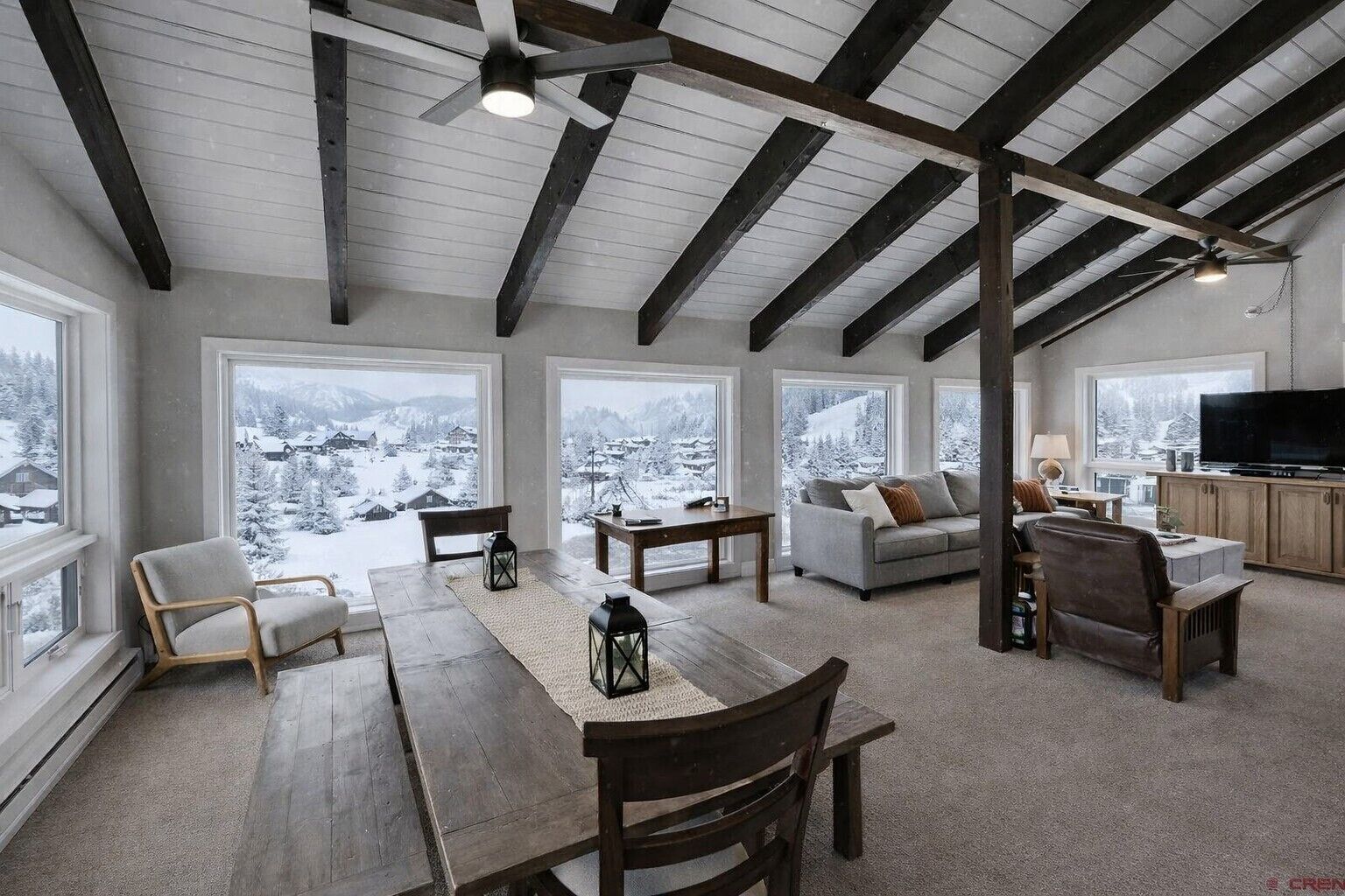 TV connectée, espaces bureaux