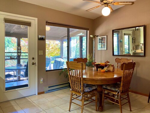 Oak Hill Home - Prescott Cabin Rentals