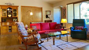 Télévision, cheminée