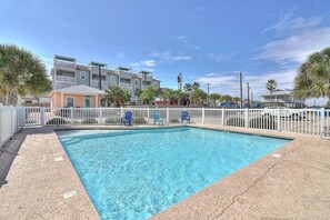 Pool - Blue Wave~Community Pool~Family Friendly~Sleeps 10 (Port Aransas)