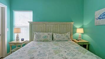 3 soverom, strykejern/-brett, wi-fi og sengetøy