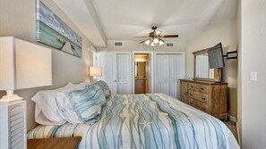 3 bedrooms, iron/ironing board, travel crib, free WiFi