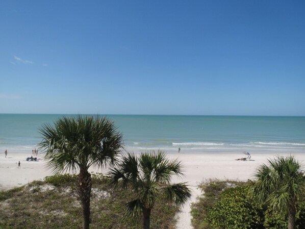 Beach nearby, beach towels