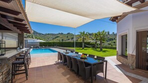 Outdoor dining - Villa Mari Cómpeta by Ruralidays (Málaga)