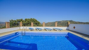 Pool - El Romo Colmenar by Ruralidays (Málaga)