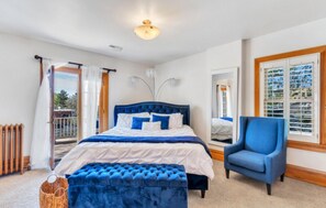 5 slaapkamers, een strijkplank/strijkijzer, reisbedje, gratis wifi