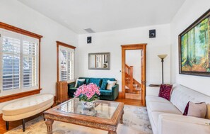 Smart TV, videojuegos, futbolito y libros 