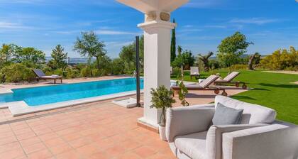 Villa Latina Golf Arcos de la Frontera by Ruralidays