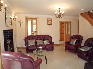 Living room - Teach Cuas Gorm (Kells)