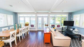 TV connectée, cheminée