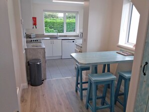 ไมโครเวฟ, เก��้าอี้กินข้าวสำหรับเด็ก