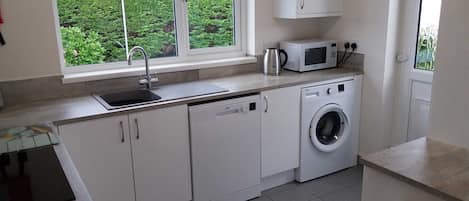 Microwave, highchair