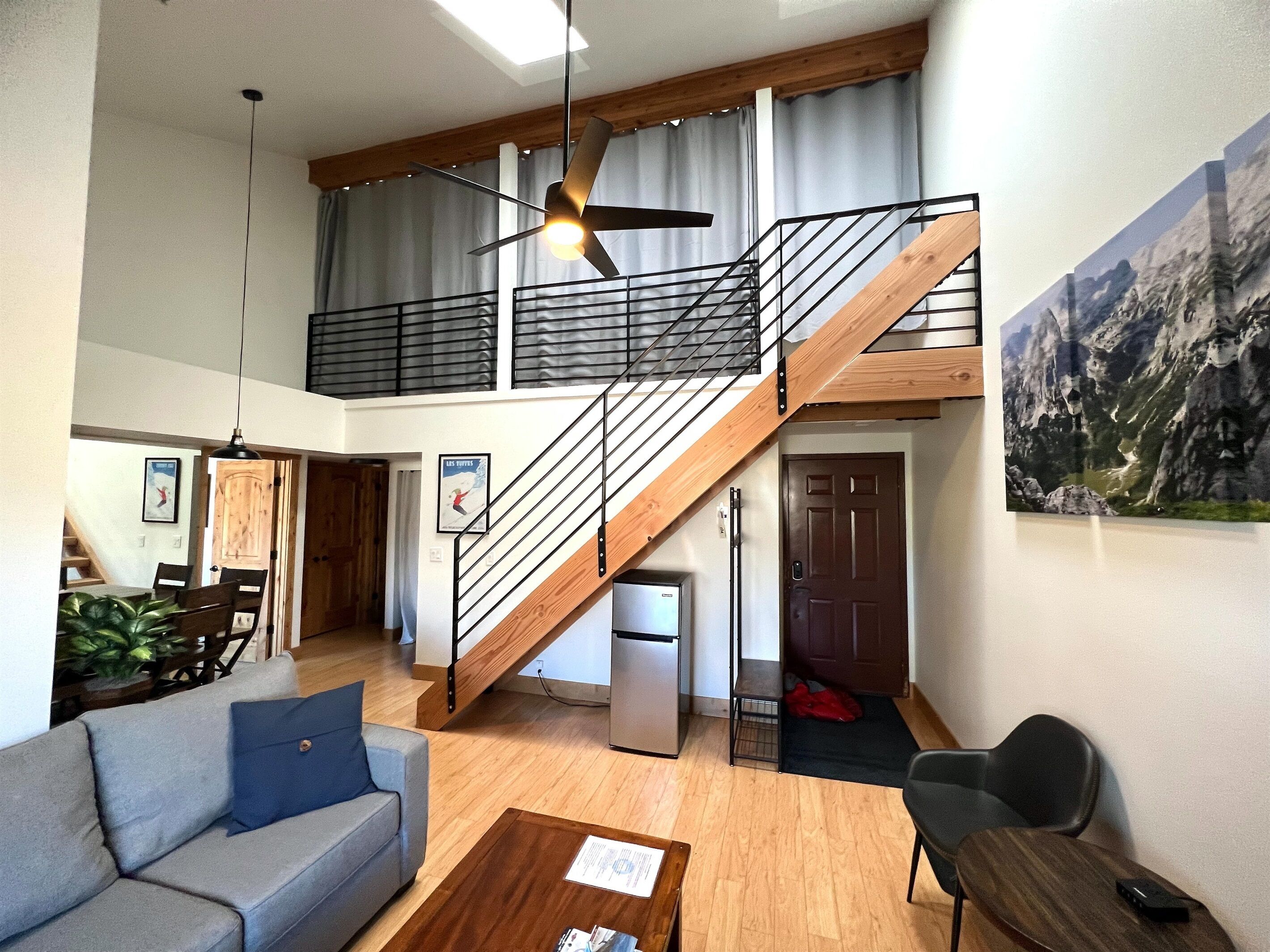 Smart-tv, een open haard en videospelletjes