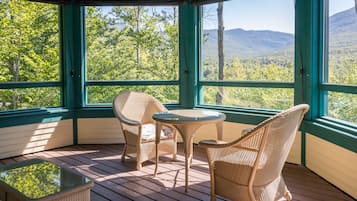 Condo Prestige, 3 chambres, cuisine | Balcon