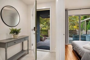 3 bedrooms, memory-foam beds, blackout curtains, iron/ironing board - Stylish 3 BR Capitol Hill Home With 96 Walk Score! (Seattle)