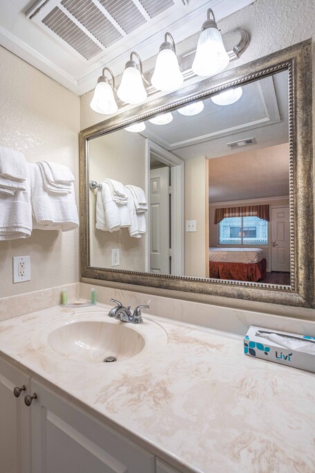 Club Destin Condos - Image 25