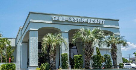 Club Destin Condos - Image 4