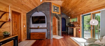 New Park Event Venue & Suites